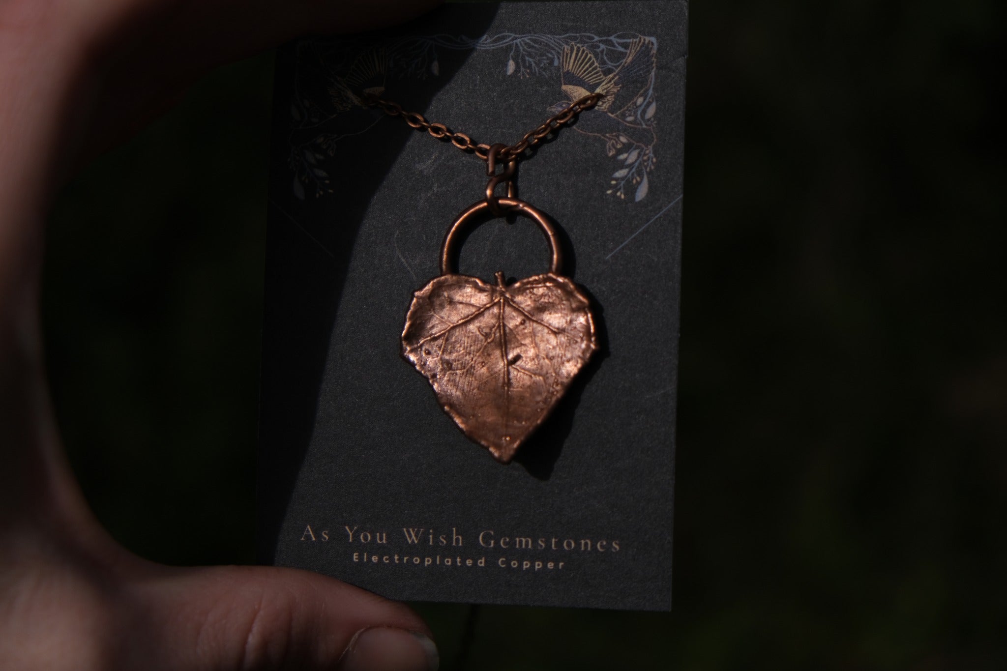 Electroplate English Ivy Necklace